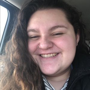 Meet your Posher, Maddie